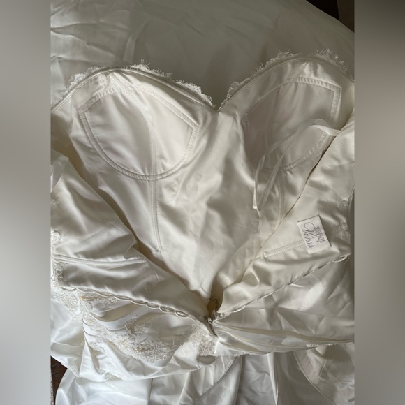 Symphony of Venus wedding gown dress ivory A-Line NWT ~ - Picture 7 of 13